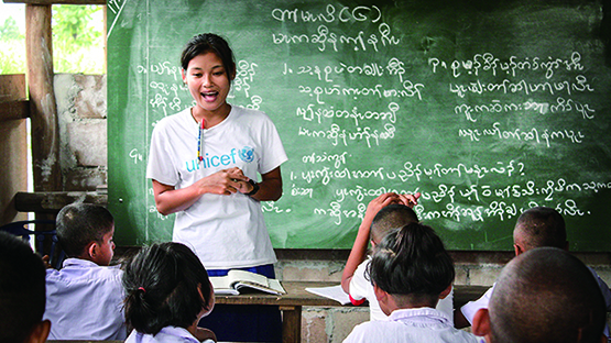 泰緬邊境影像故事：年輕的西西麗亞只想讓克倫孩子明白，自己從何而來。